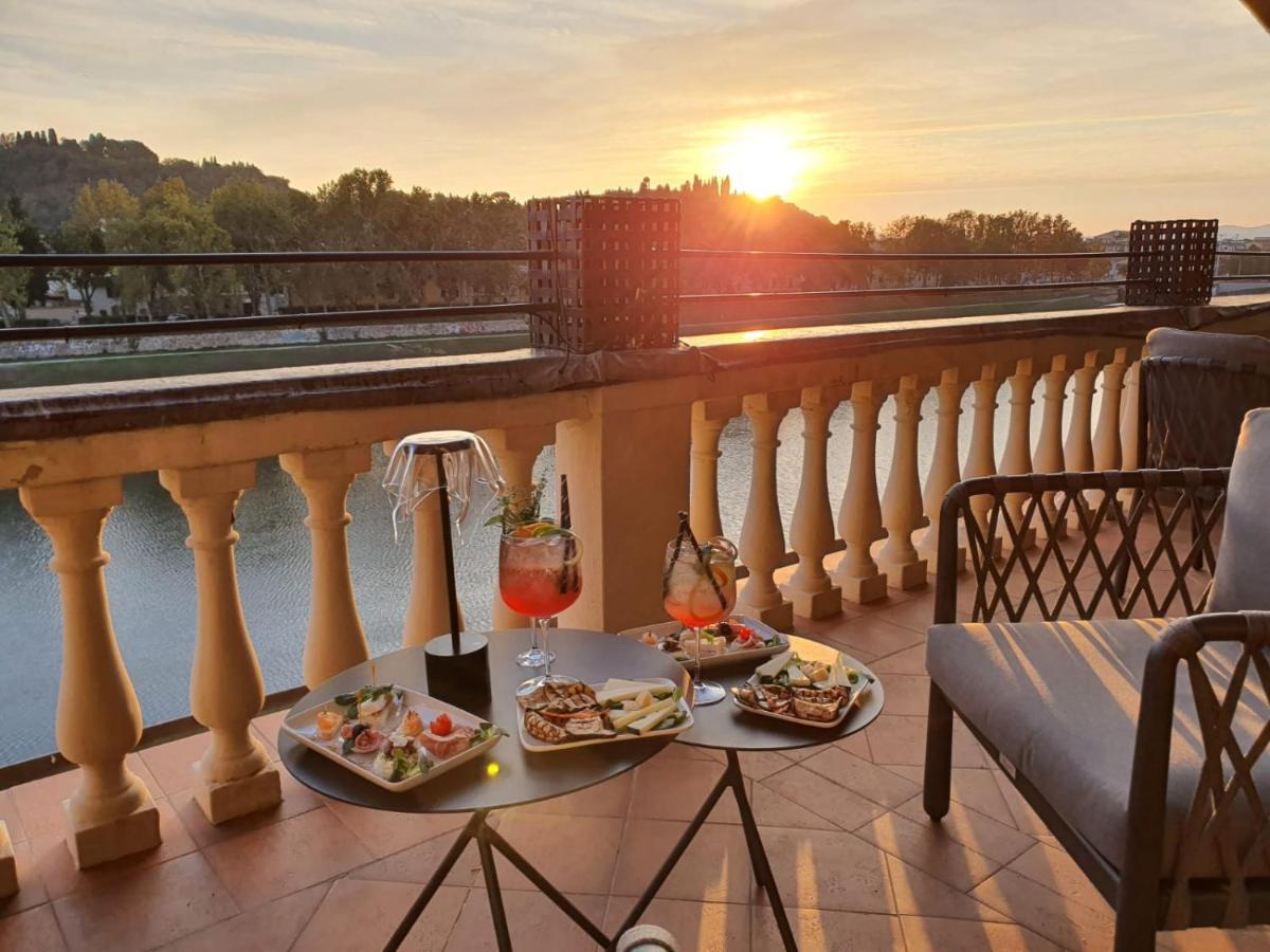 Hotel Lungarno Vespucci 50 Firenze Bagian luar foto