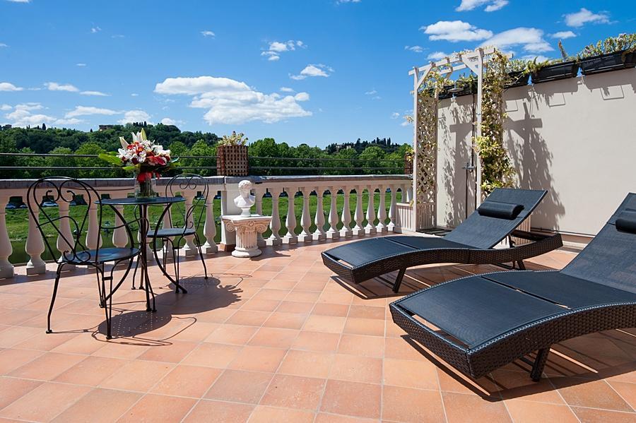 Hotel Lungarno Vespucci 50 Firenze Bagian luar foto