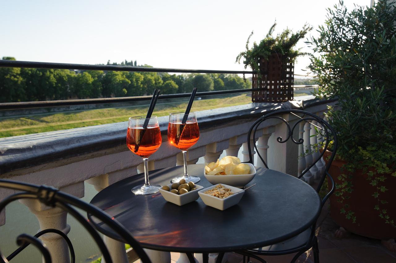 Hotel Lungarno Vespucci 50 Firenze Bagian luar foto